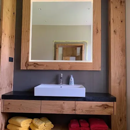 Statek Topelec Apartman Ii * Písek